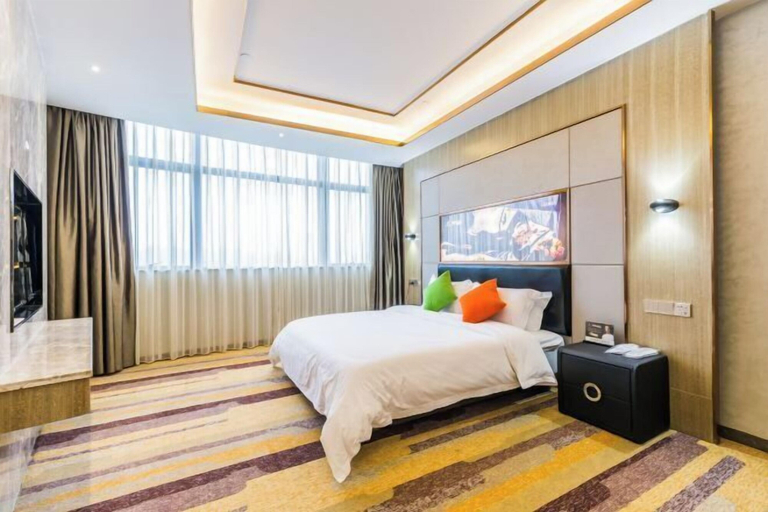 Bedroom 28