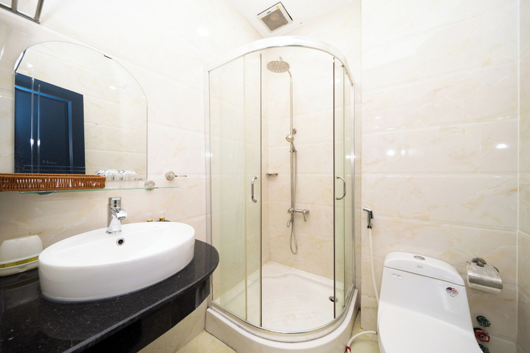 Bathroom 4, The Passion Suite Hotel, District 1