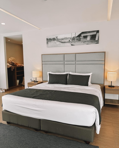 Bedroom 6