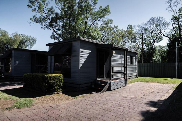Exterior & Views 2, Adelaide Caravan Park, Adelaide