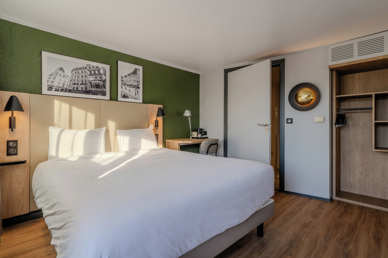 Bedroom 3, Campanile NATURE - Lille Est Villeneuve-d'Ascq, Nord