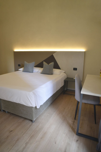 Bedroom 3, Hotel Torino, Brindisi