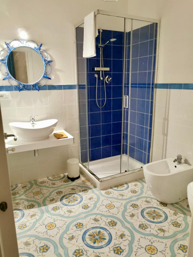 Shower 3, B&B casa Petrarca, Chieti