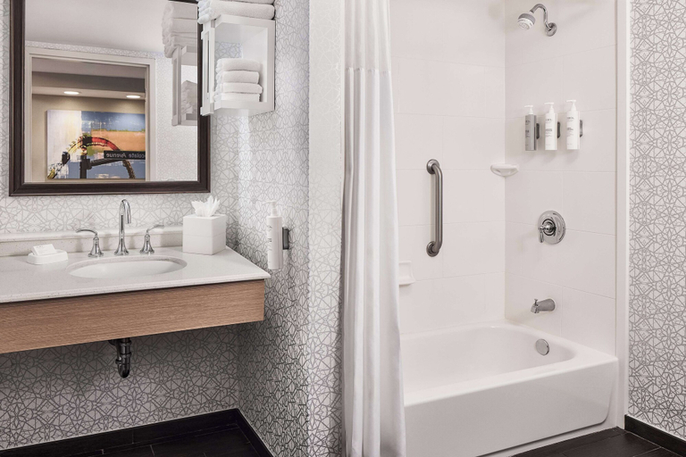 Others 5, Hampton Inn & Suites Hershey Near The Park, Dauphin