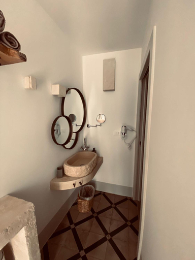Bathroom 3, Palazzo NUR Luxury Rooms, Lecce