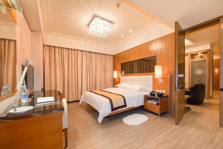 Bedroom 14