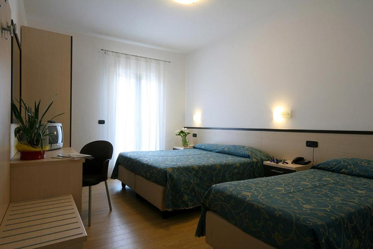 Bedroom 6