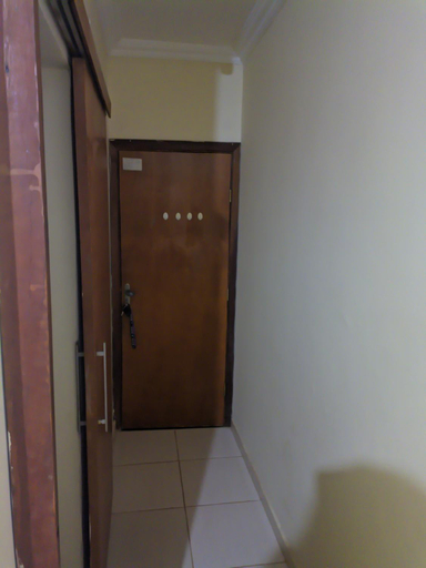 Others 4, Quarto em Apto Compartilhado Bem Localizado AP 204, Uberaba