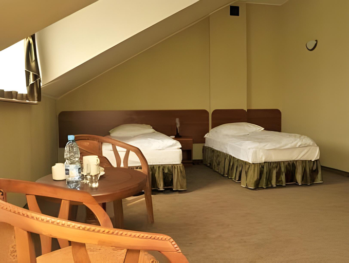 Bedroom 8