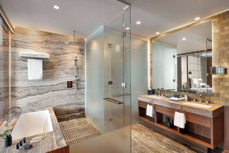 Bathroom 10