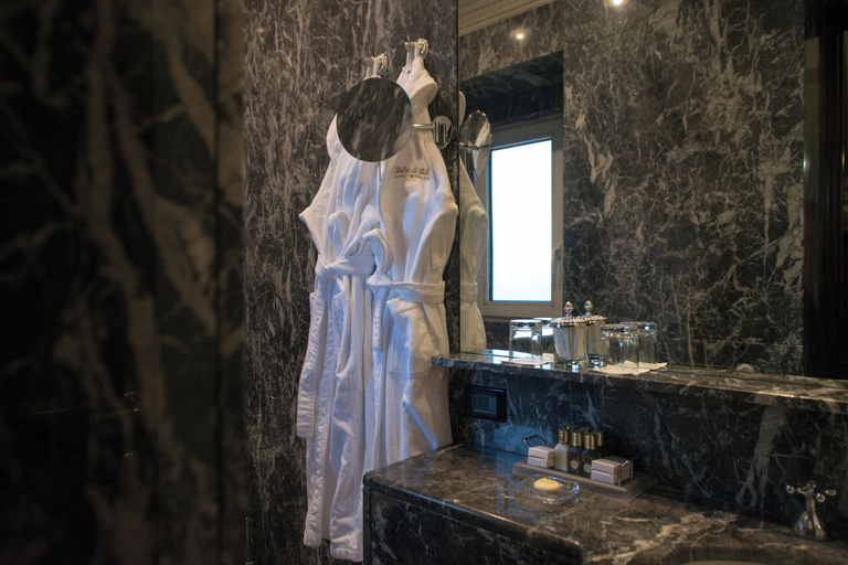Bathroom 4