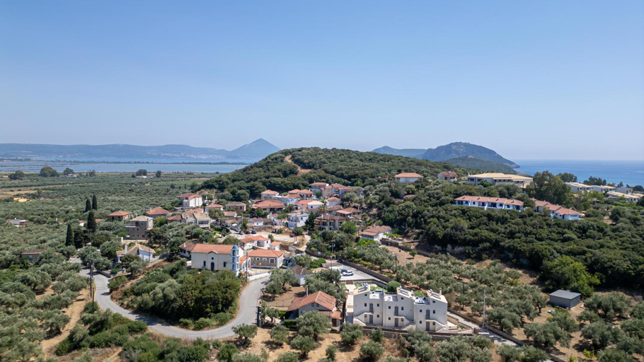 Others 4, Prodano, Peloponnese