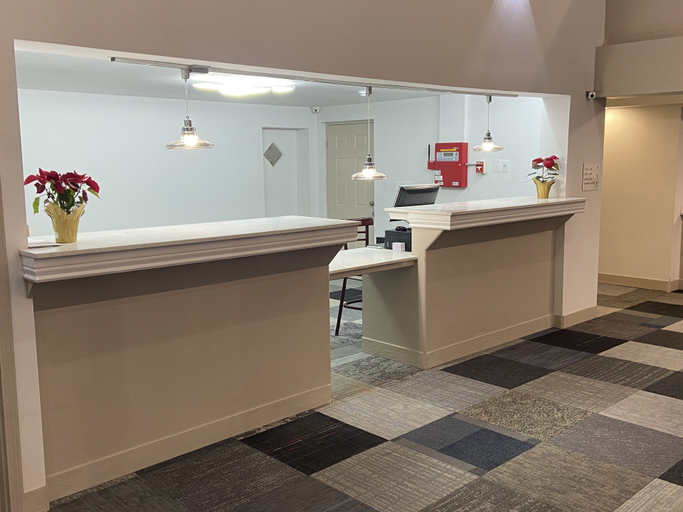 Public Area 2, University Inn of Carbondale, Jackson