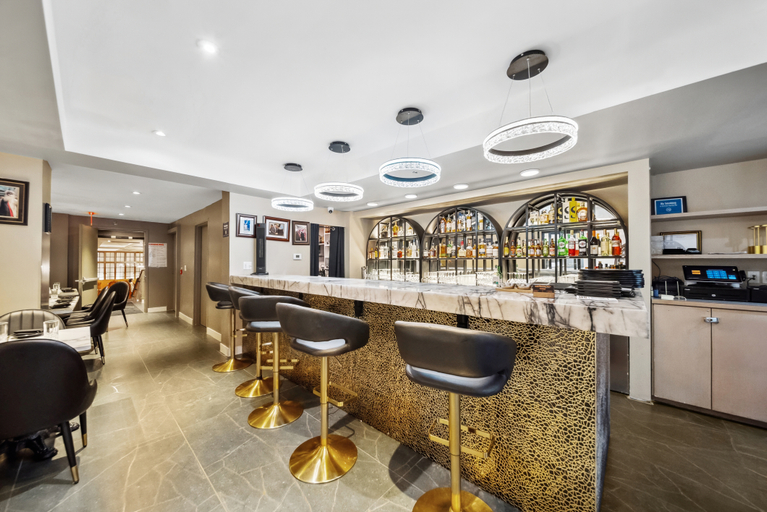 Food & Drinks 5, Tuscany by LuxUrban, New York