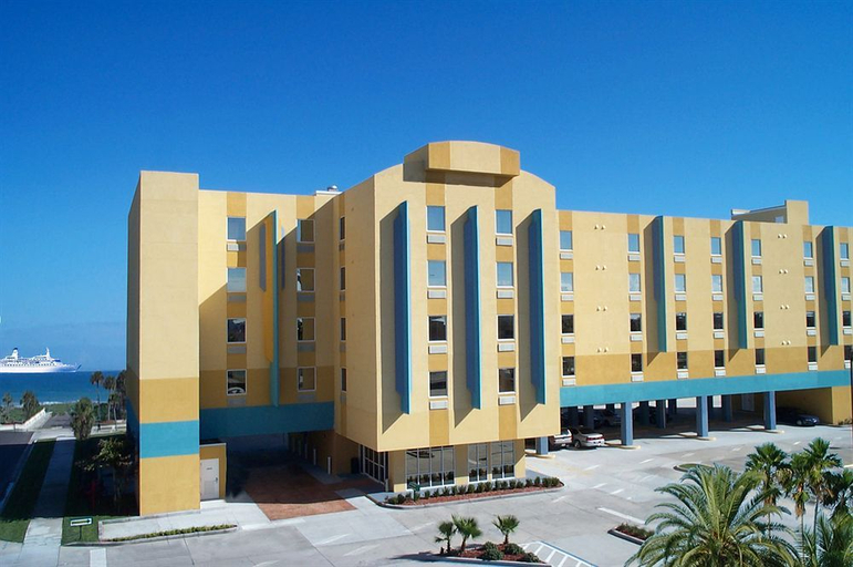 Exterior & Views 1, Cocoa Beach Suites Hotel, Brevard