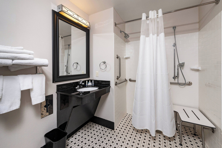 Bathroom 4