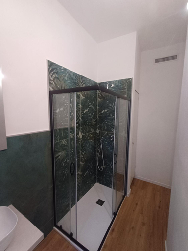 Others 5, B&B camere fiori 8 Malpensa, Varese