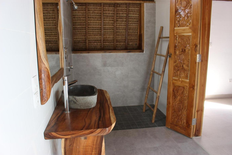 Bathroom 2, Trawangan Palm Island, Lombok
