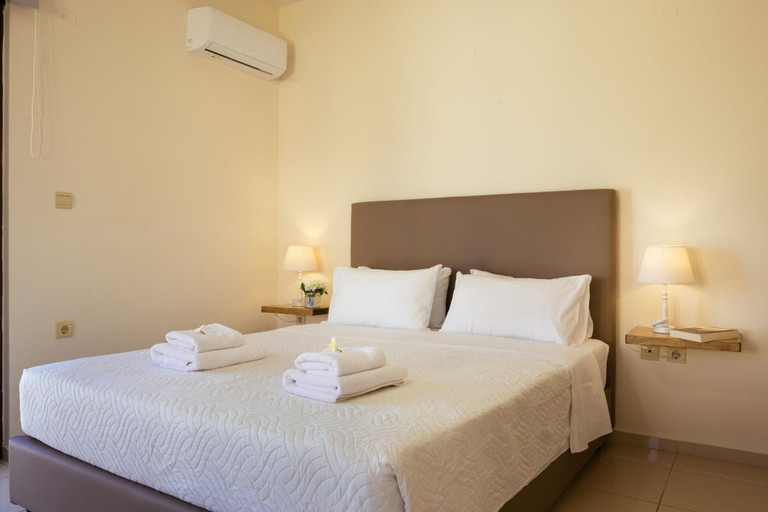 Room 5, Beachfront Villa Avra With Private Swimming Pool, Crete