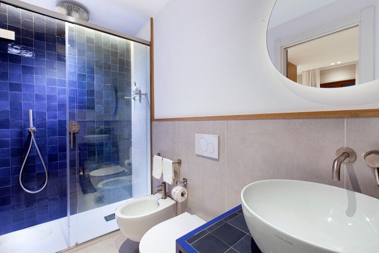Bathroom 5, Estate4home - Suites 21, Napoli