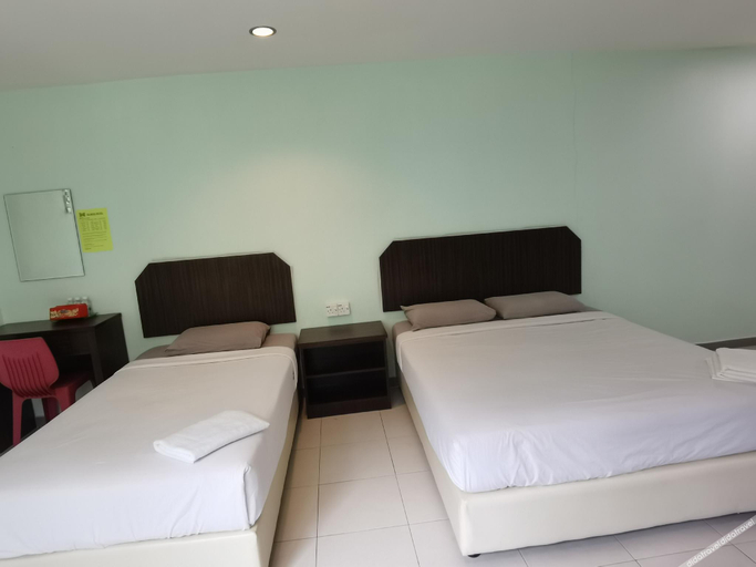 Bedroom 3, GS BERA HOTEL, Bera