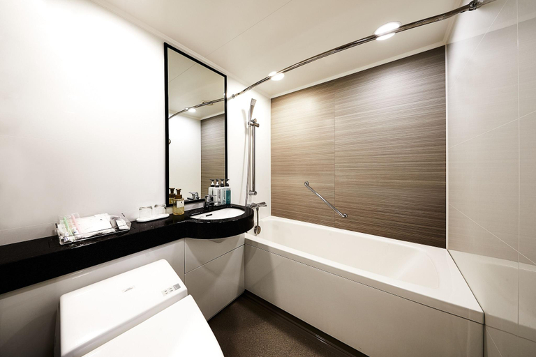 Bathroom 27
