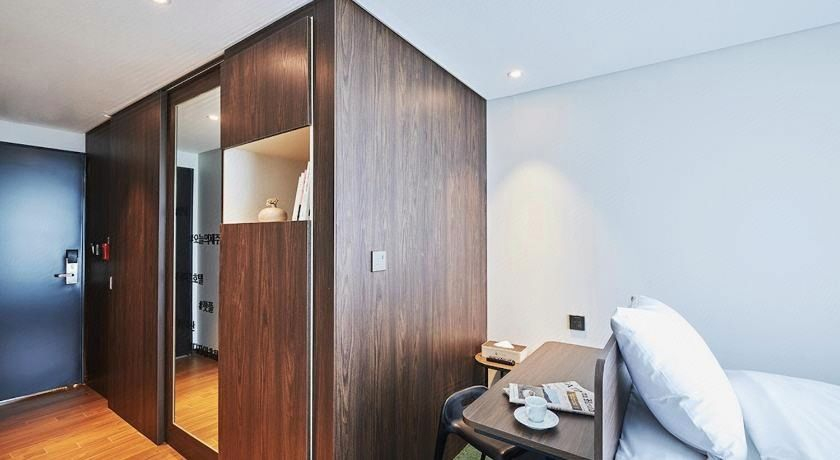 Bedroom 2, Jeju Pureun Hotel , Seogwipo