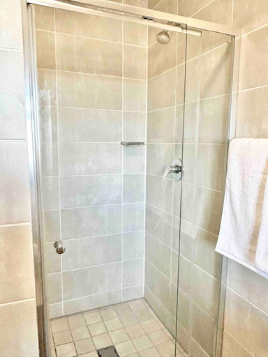 Bathroom 4, Ballito Hills - Ocean View, Queen bed & Free Wi-Fi, iLembe