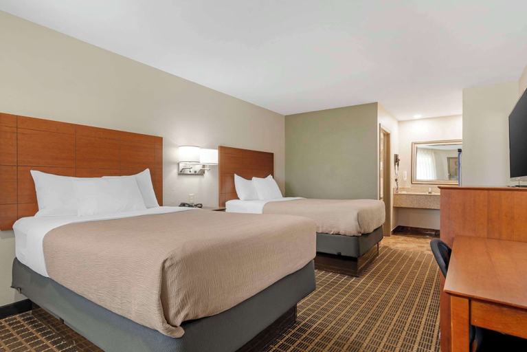 Bedroom 3, Quality Inn & Suites Morrow Atlanta South, Clayton