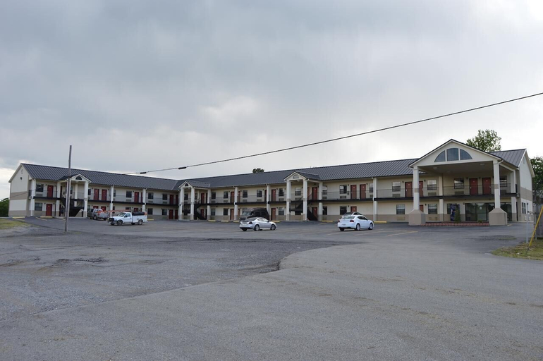Exterior & Views 5, Hiway Inn Express Of Coalgate, Coal
