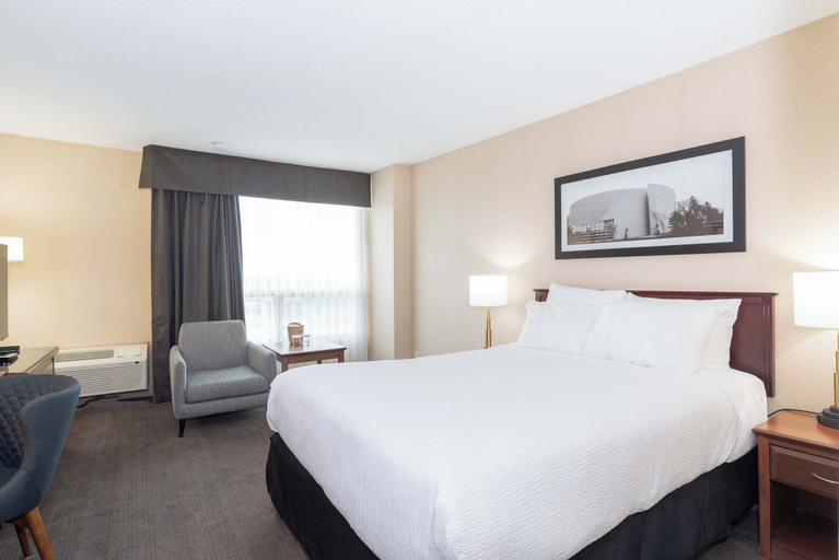 Bedroom 4, Sandman Hotel Lethbridge, Division No. 2