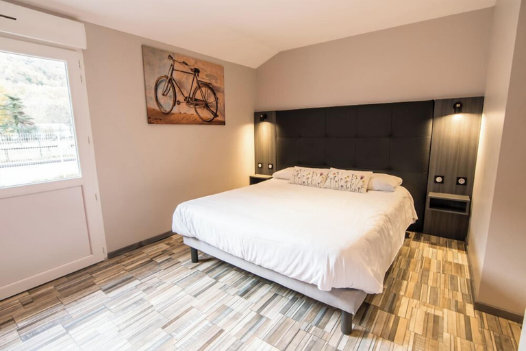 Bedroom 2, Brit Hotel Confort Foix, Ariège