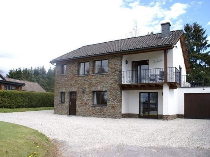Exterior & Views 2, Chalet in Ardennes Near Forest Trails, Liège