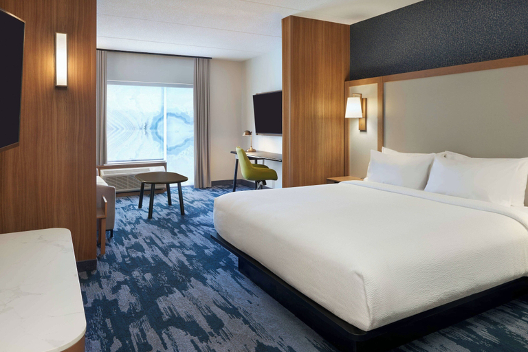 Bedroom 3, Fairfield Inn & Suites by Marriott Orillia, Simcoe
