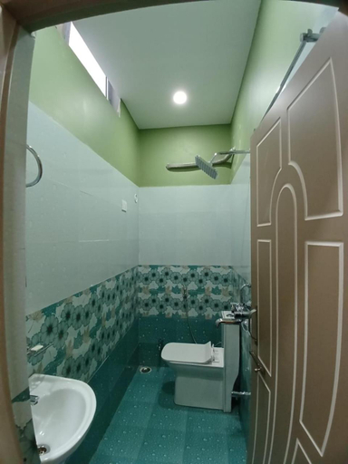 Bathroom 4, Hotel Banjara Inn, Koshi