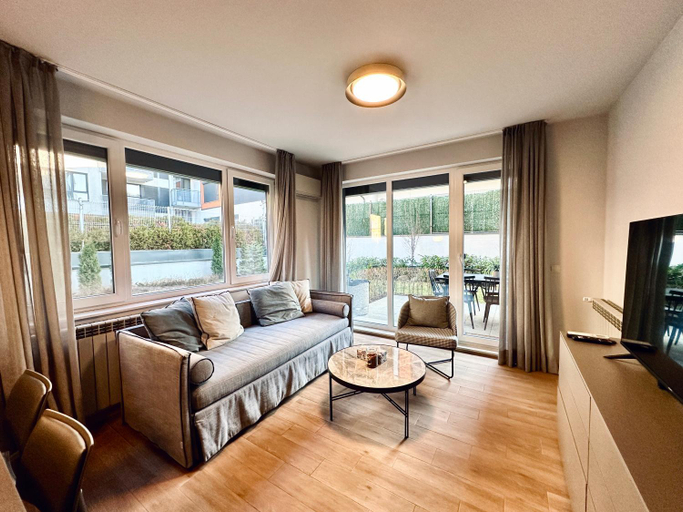 Others 3, 7th Sense boutique apartments, Stolichna