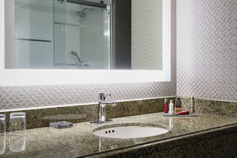 Bathroom 4, Crystal Gateway Marriott, Arlington