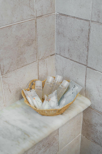 Bathroom 2, Villalbe, Napoli