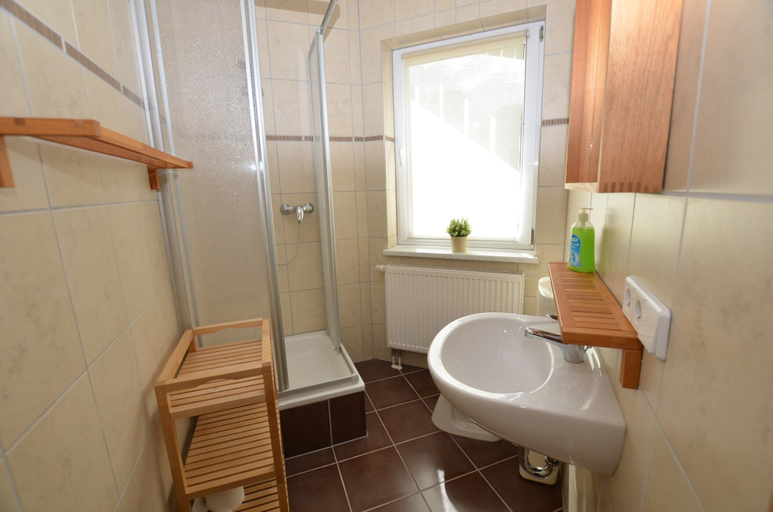 Bathroom 3, Retreat with Garden Views, Trutnov