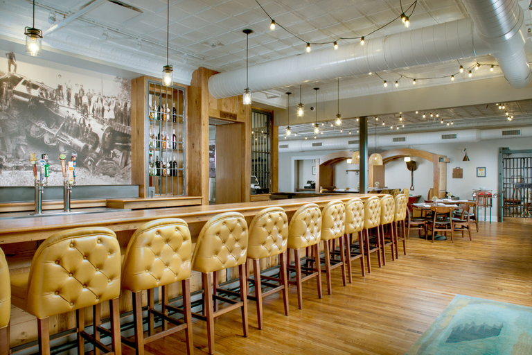Food & Drinks 5, Western Front Hotel, Wise