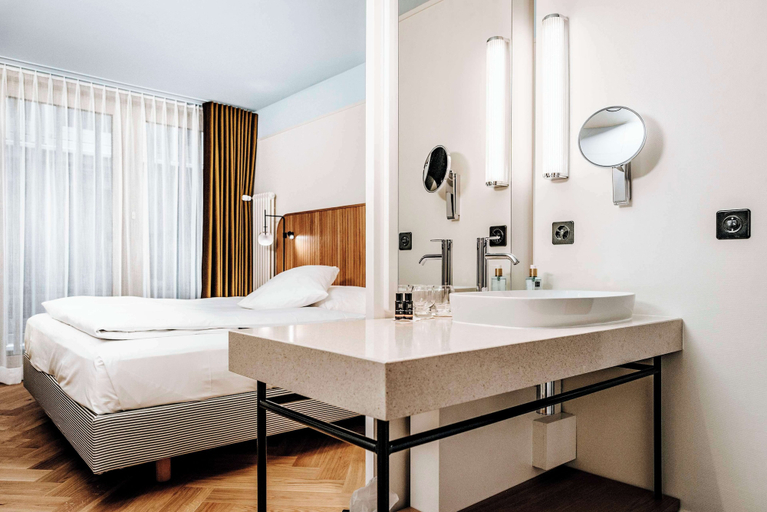 Bathroom 7