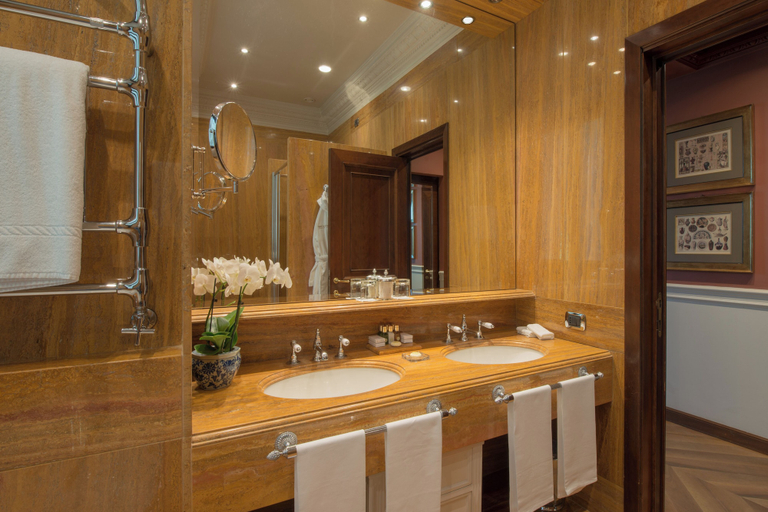Bathroom 8