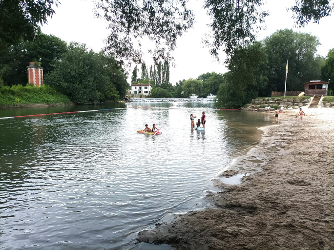 Others 3, Au son de l'eau, Charente