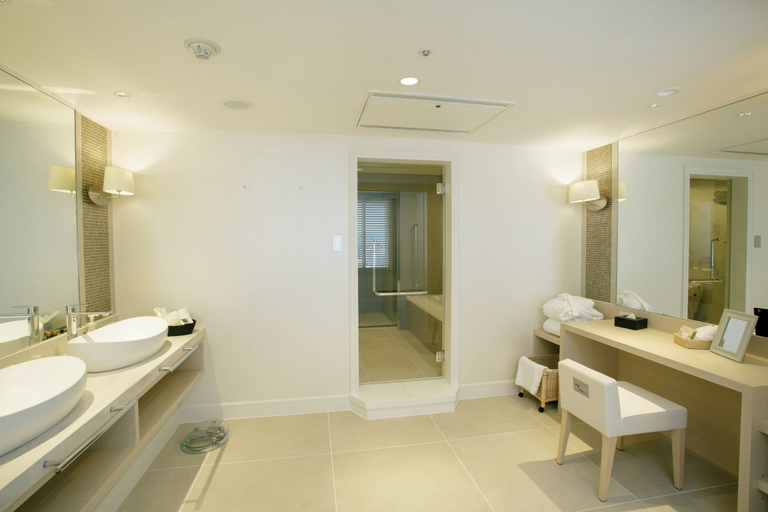 Bathroom 5, Nagoya Tokyu Hotel, Nagoya