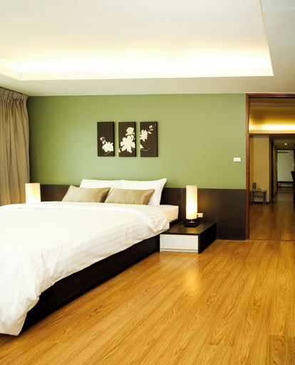 Bedroom 8