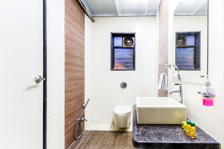Bathroom 4, FabHotel Imperio, Pune