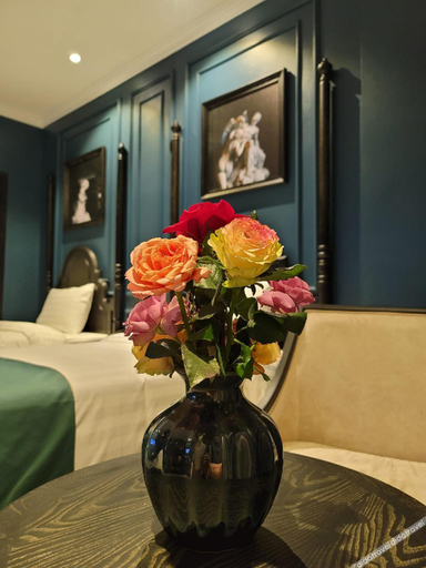 Bedroom 2, Royal Hotel City Centre, Móng Cái