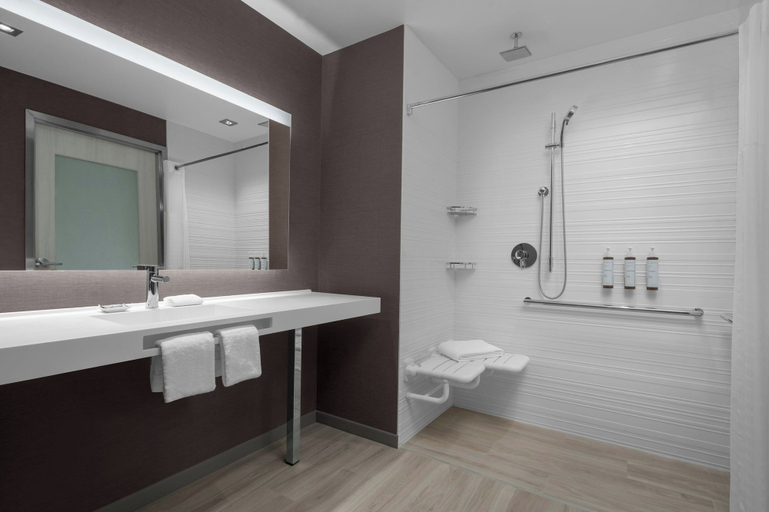 Bathroom 4, AC Hotel by Marriott Washington DC Capitol Hill Navy Yard, Washington D.C.