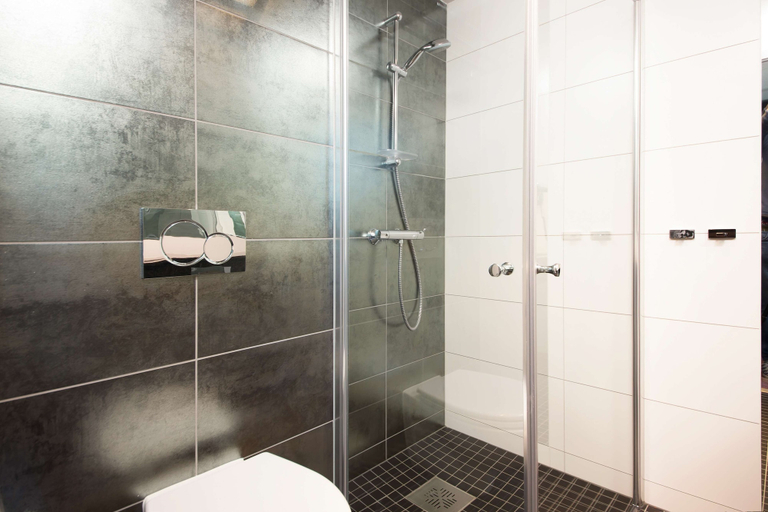 Bathroom 4, Scandic Ørnen, Bergen