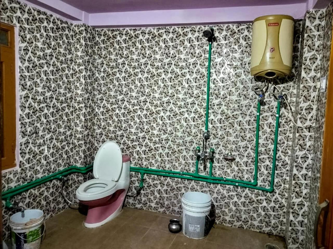 Bathroom, Kilepa Homestay Kardang, Lahul & Spiti